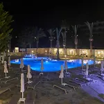 Bohemian Gardens Hotell