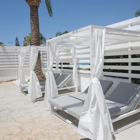 Hotel Bohemian Gardens Protaras