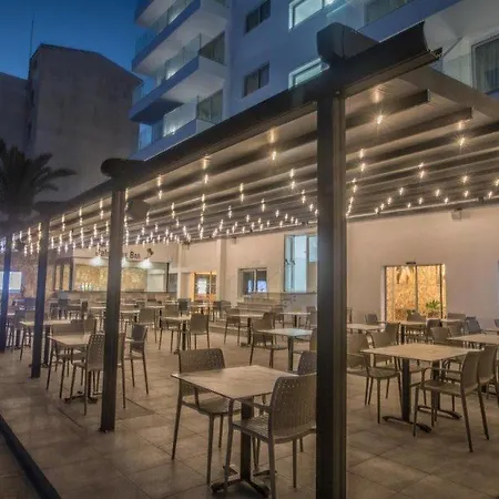 Bohemian Gardens Hotel