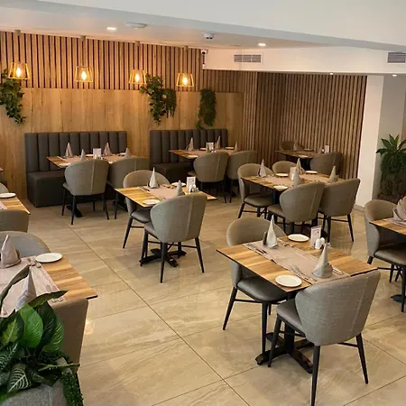Hotel Bohemian Gardens Protaras