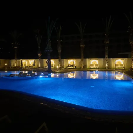 酒店 Bohemian Gardens 4*