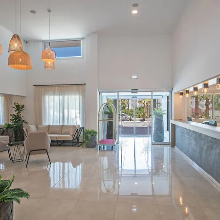 Bohemian Gardens 4* بروتاراس