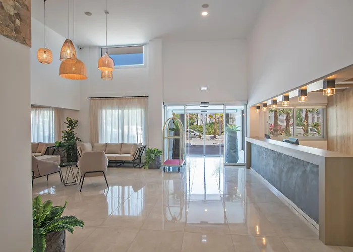 Bohemian Gardens 4* بروتاراس