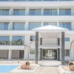 Bohemian Gardens Hotel 4*