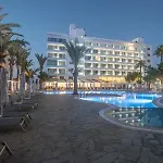 Bohemian Gardens Hotel