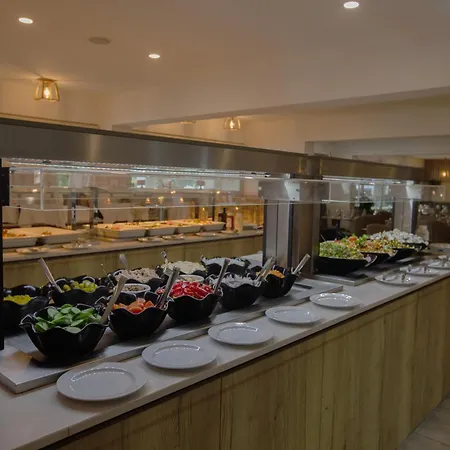 ホテル Bohemian Gardens 4*