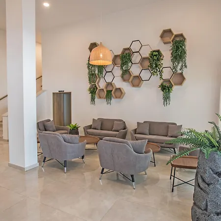 Hotel Bohemian Gardens Protaras