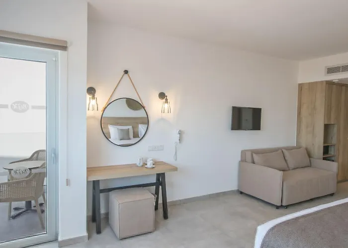 Ξενοδοχείο Bohemian Gardens Πρωταράς