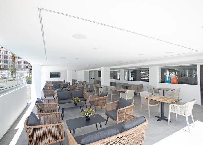 Bohemian Gardens Ξενοδοχείο 4*