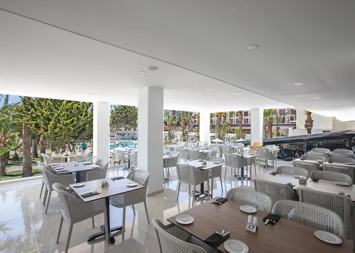 Bohemian Gardens 4* Πρωταράς