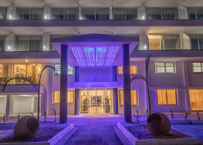 Ξενοδοχείο Bohemian Gardens